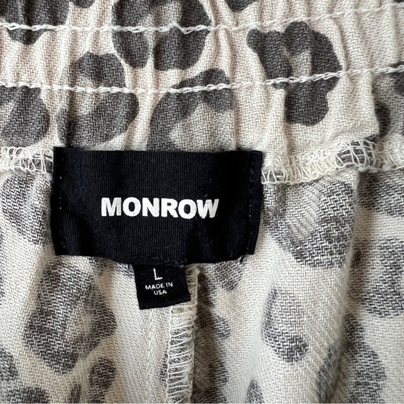 Monrow Leopard Print Cotton Raw Hem Crop Pull on Pants - Picture 11 of 14